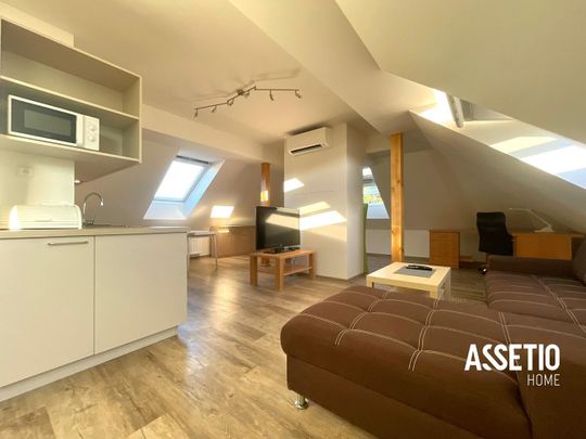 Pronájem bytu 1+kk 70 m² - Photo 1