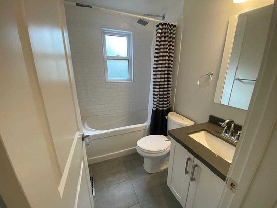 For Lease - 601 Old Orchard Grove Unit# 1, Toronto, Ontario - Photo 1