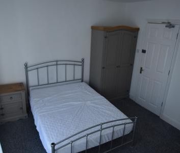 Victoria Road, Northampton, NN1 - Photo 5