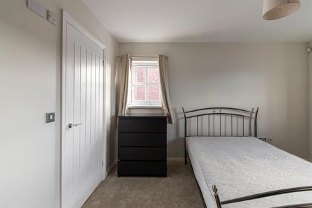 Taylor Court, Carrville, Durham - Photo 2