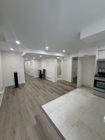 For Lease - 289 Fleetwood Drive Unit# Bsmt, Oshawa, Ontario - Photo 2