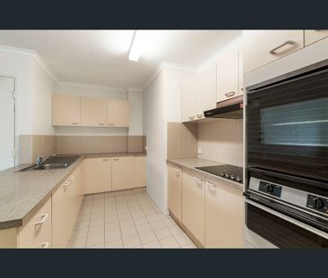 13/33 Whiting Street, Labrador, Qld 4215 - Photo 4