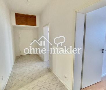 Lichtdurchflutetes Erdgeschoss! 2 Zimmer + Küche mit EBK + Bad - Photo 4