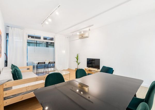 Carrer de Santa Àgata, Barcelona, Catalonia 08012