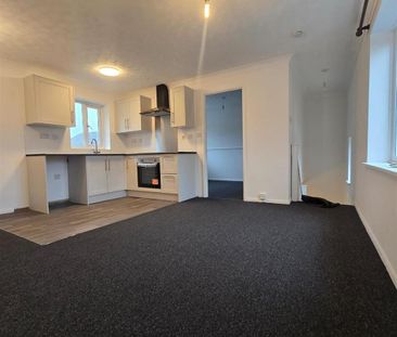 1 bedroom coach house to rent - Photo 4