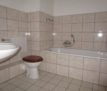 Ein tolles Wohngefühl: individuelle 2-Zimmer-Wohnung (WBS) - Foto 1