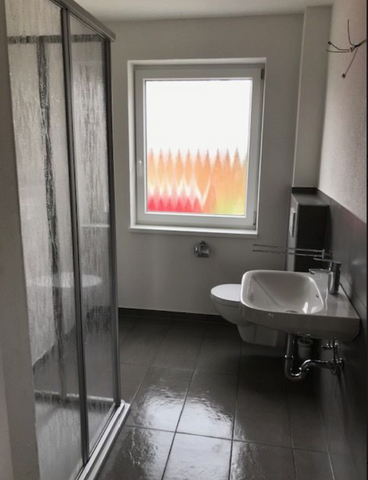 Helle 3-Raum-Wohnung im Erdgeschoss zu vermieten! - Photo 3