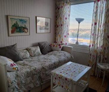 Järfälla - 1rok - tillsv - 4.750kr/mån - Photo 4