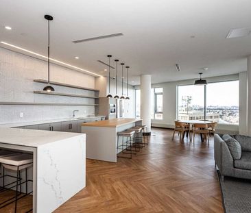 For Lease - 2520 Eglinton Avenue Unit# 704, Mississauga, Ontario - Photo 3