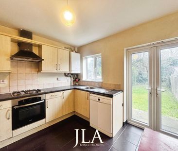 2 bedroom semi-detached house to rent - Photo 3