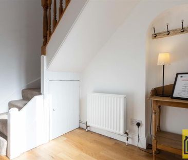 Beersbridge Cottage, Beersbridge Road, Belfast, BT5 5EA - Photo 3