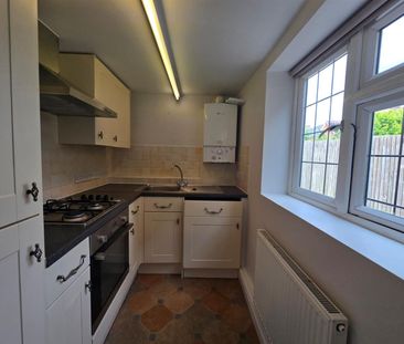 Brighton Road, Horsham RH13, London - Photo 3