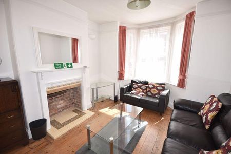 5 bedroom terraced house to rent - Photo 5