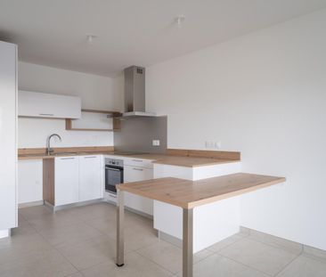 Location Appartement 2 pièces 43m² ALLONZIER LA CAILLE 74350 - Photo 2