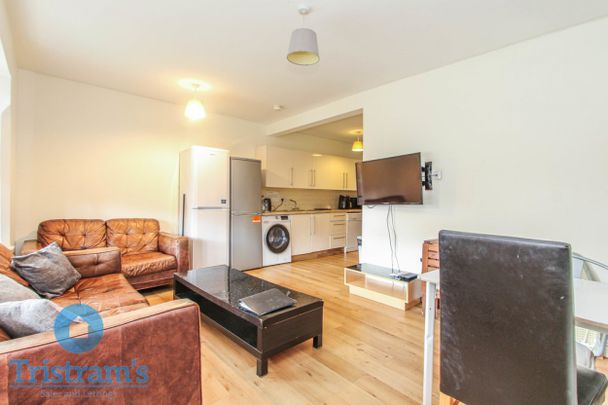 6 bed Semi-Detached House for Rent - Photo 1