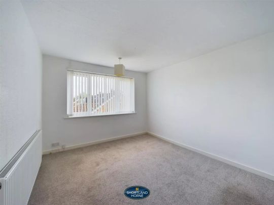 Whateleys Drive, Kenilworth - Photo 1
