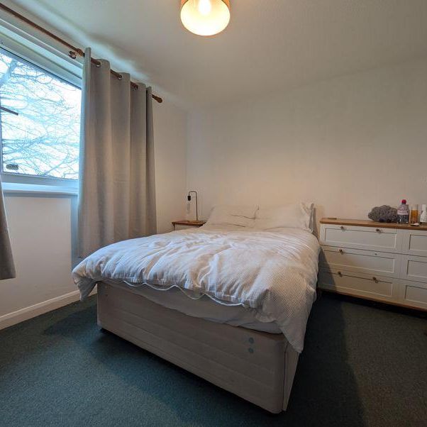 4 bedroom terraced house to rent - Photo 1