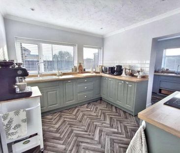 Elm Avenue, Witham On The Hill, Bourne, PE10 - Photo 6