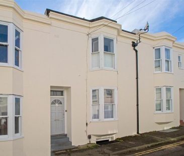 2 bedroom maisonette to rent - Photo 4