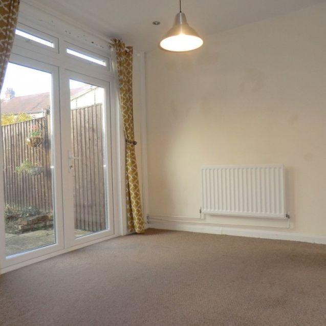 Lavender Avenue, Coundon, Coventry - - Photo 1