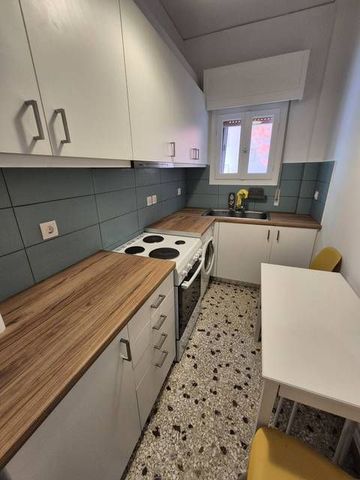 Studio/Γκαρσονιέρα για ενοικίαση - Σεπόλια - Σκουζέ, - Φωτογραφία 4