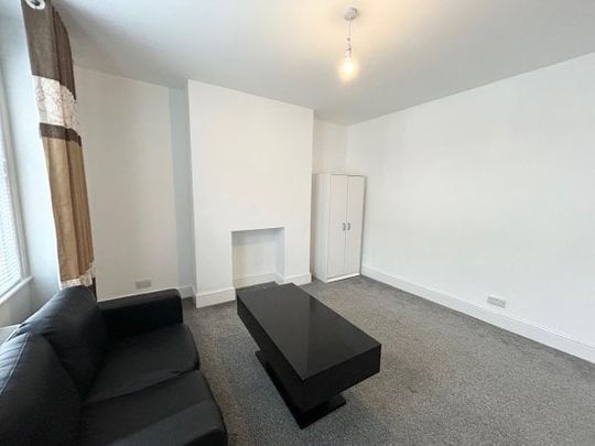 Corporation Road, Bournemouth - Photo 1