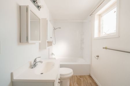 For Lease - 1061 Ravine Road Unit# 1, Oshawa, Ontario - Photo 3