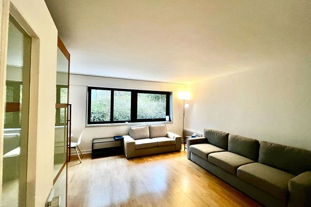 Triangle d'or - Location Grand Studio - 39 m2 - Photo 1