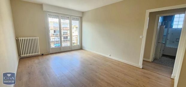 Location Appartement 2 pièces 48m² BRIVE LA GAILLARDE 19100 - Photo 1