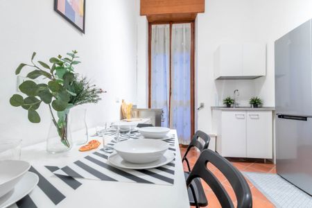 Elegant single room in Viale Regina Margherita - Photo 5