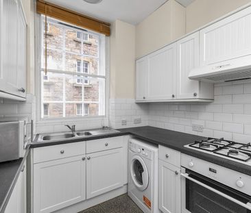 Nicolson Street, Newington, Edinburgh EH8 - Photo 3