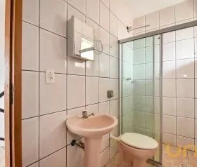 Imobiliária Cilar Aluga Casa 1 Quarto no Cajuru com 41m², Ref. 0773... - Photo 1