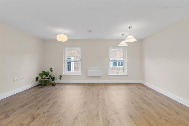 2 bedroom house to rent - Photo 1