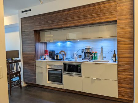 For Lease - 88 Scott Street Unit# 2408, Toronto, Ontario - Photo 2