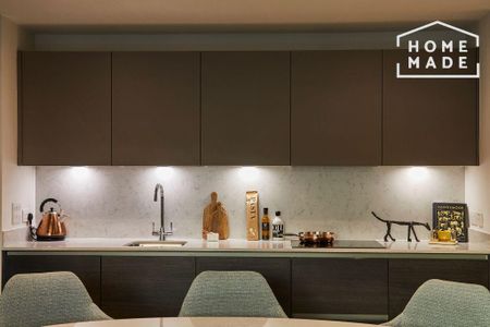 3 bedroom flat to rent - Photo 2