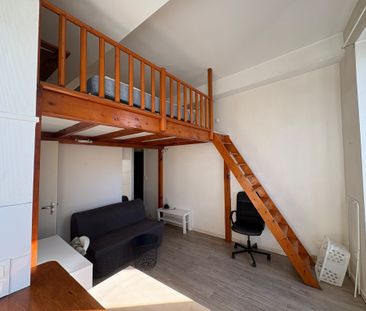 Location Appartement 1 pièce 22m² LYON 7ème - Photo 3
