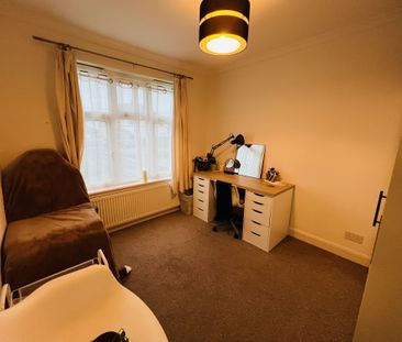 Wannock Avenue, Eastbourne - Photo 3