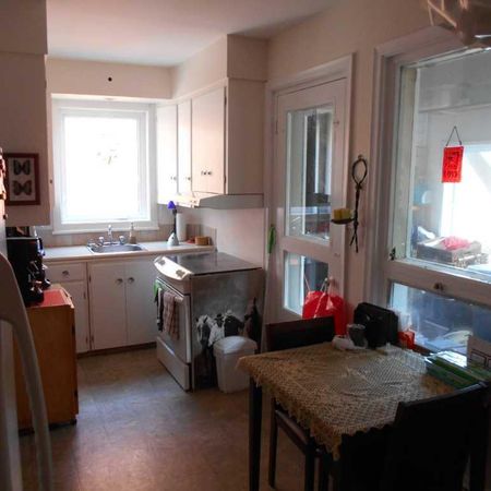 3½ dans Montcalm St-Sacrement pour juillet - Photo 3