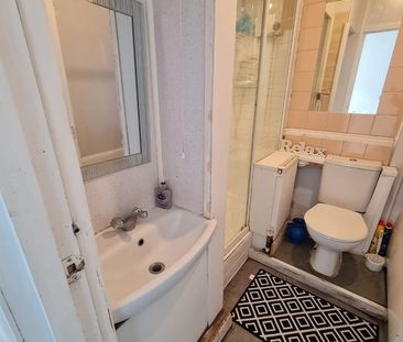 Room in a Shared House, Drews Lane, B8 - Photo 6