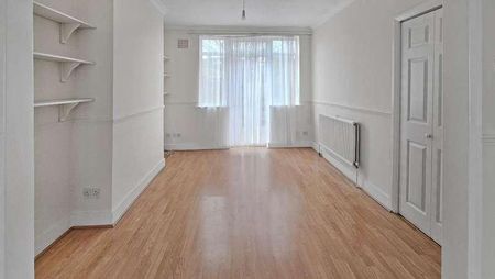 Morley Avenue, Edmonton, London, England, N18 - Photo 2