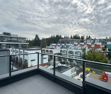 Luxurious Townhouse With Breathtaking Mountain Views In South Cambie - Photo 6