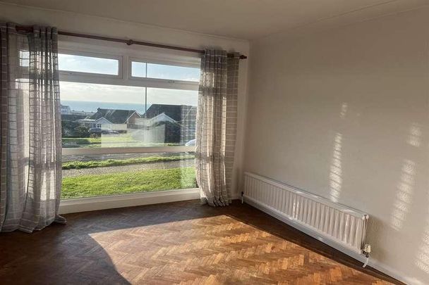 Hawth Park Road, BN25 - Photo 1