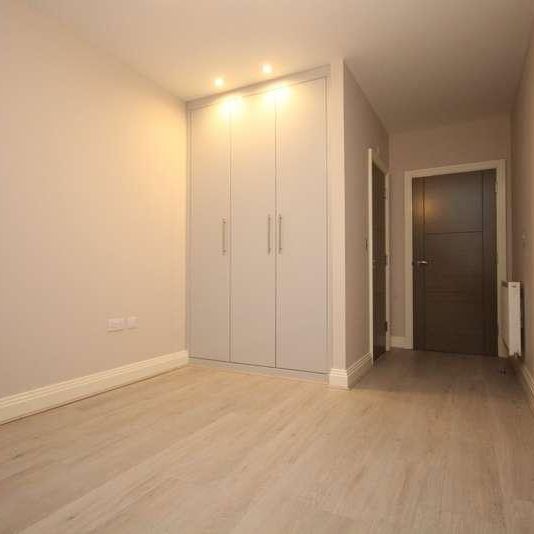 Saint Ives Road Maidenhead Berkshire, SL6 - Photo 1