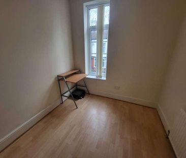 Railton Avenue, Whalley Range, Manchester. �, M16 - Photo 3