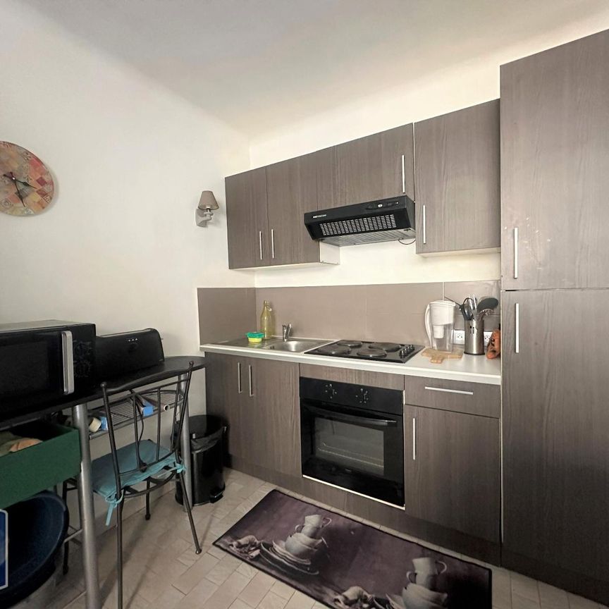 Location Appartement 2 pièces 37m² AVIGNON 84000 - Photo 1