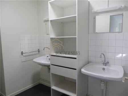 BOURGES GARE - APPARTEMENT TYPE 3 - 2 PARKINGS - Photo 3