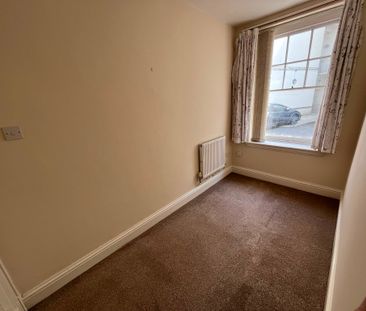 Belgrave Court, Walter Road, Swansea, SA1 4PY - Photo 3