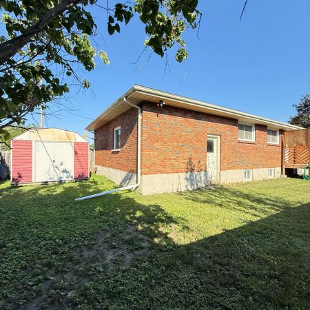 For Lease - 16 Orchard View Drive, Quinte West, Ontario - Photo 5