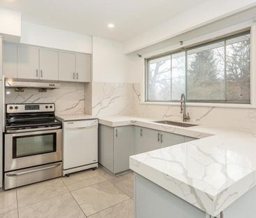 For Lease - 412 Winston Churchill Boulevard, Oakville, Ontario - Photo 1