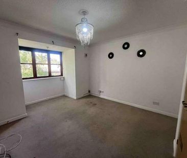 Hawkridge Court Bracknell, RG12 - Photo 6
